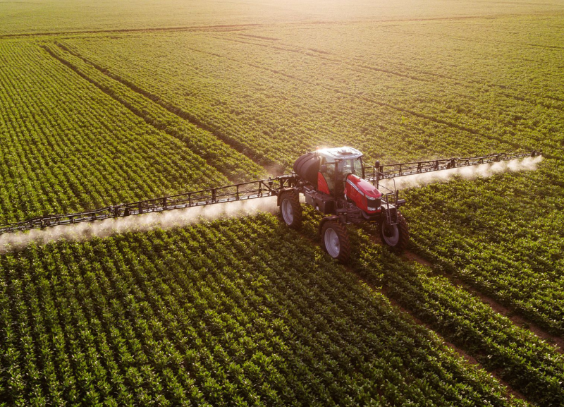 Venda de máquinas agrícolas bate recorde no Brasil em 2022