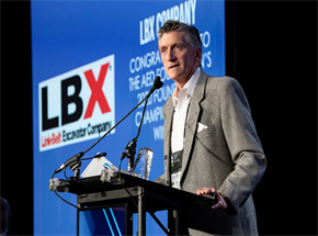 LBX recebe o Prêmio de Campeão da Fundação AED