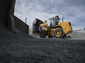 Caterpillar alcança 30.000 máquinas produzidas no Paraná