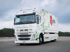Caminhão Volvo FH elétrico roda 1.099 km com uma carga de bateria