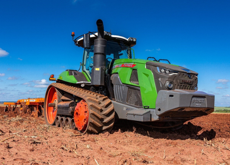 Fendt apresenta trator de esteira que traz alta performance para solos arenosos