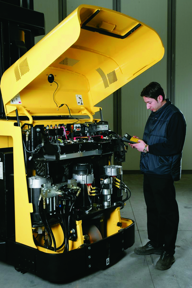 Nova geração de máquinas retráteis da Hyster chega ao mercado