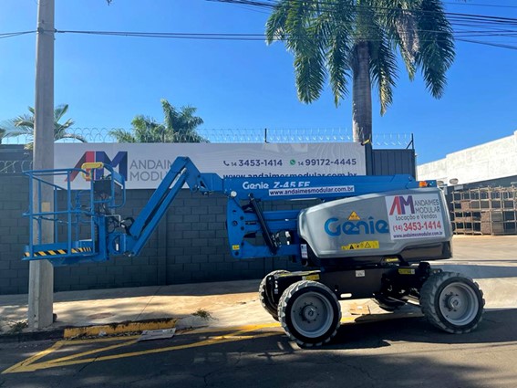 País recebe 1ª plataforma Genie Z-45 FE