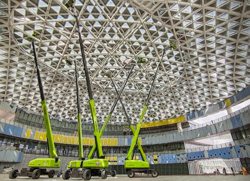 Zoomlion realiza exposição de guindastes em Vitória, no Espírito Santo
