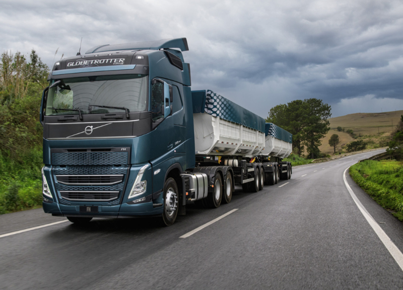 Volvo mantém a liderança em pesados