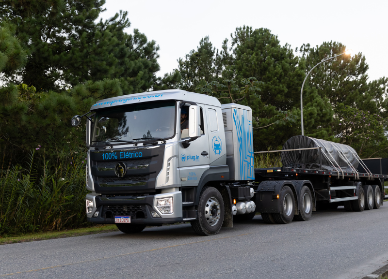 ArcelorMittal começa a testar caminhão 100% elétrico
