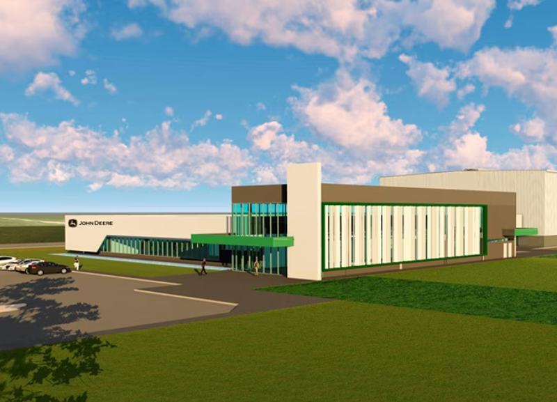 John Deere realiza investimentos no país