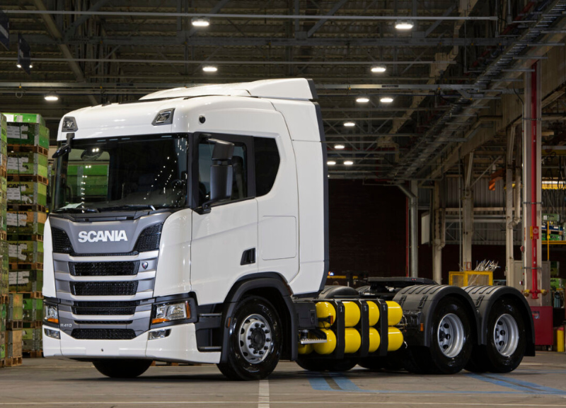 Scania já locou 150 caminhões no Brasil