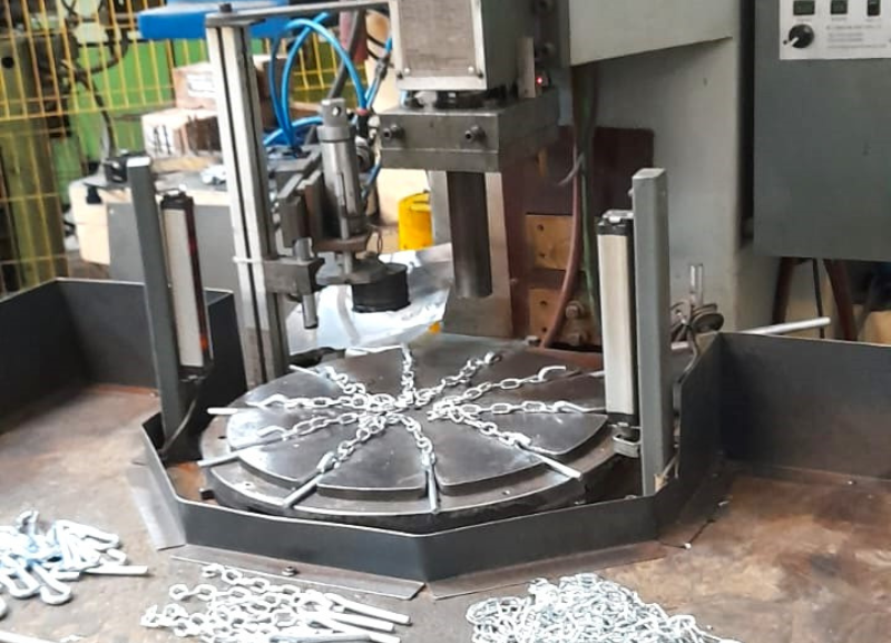 RAV Componentes desenvolve máquinas próprias de produção