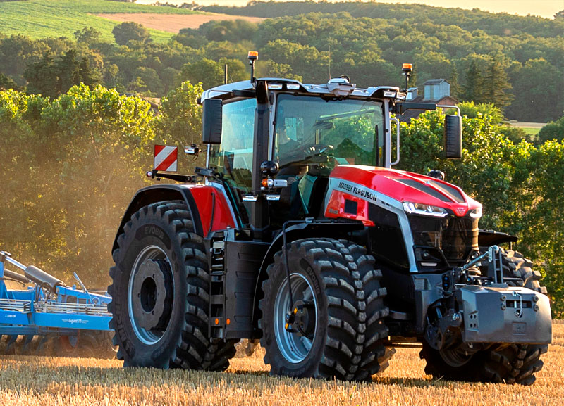 Massey Ferguson anuncia novos diretores