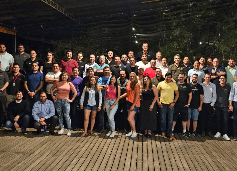 Grupo Manitou reúne distribuidores do Brasil e da América Latina