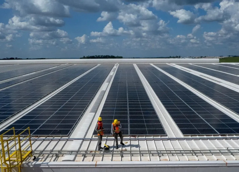 Fabricante de máquinas agrícolas inaugura maior usina de energia solar do país