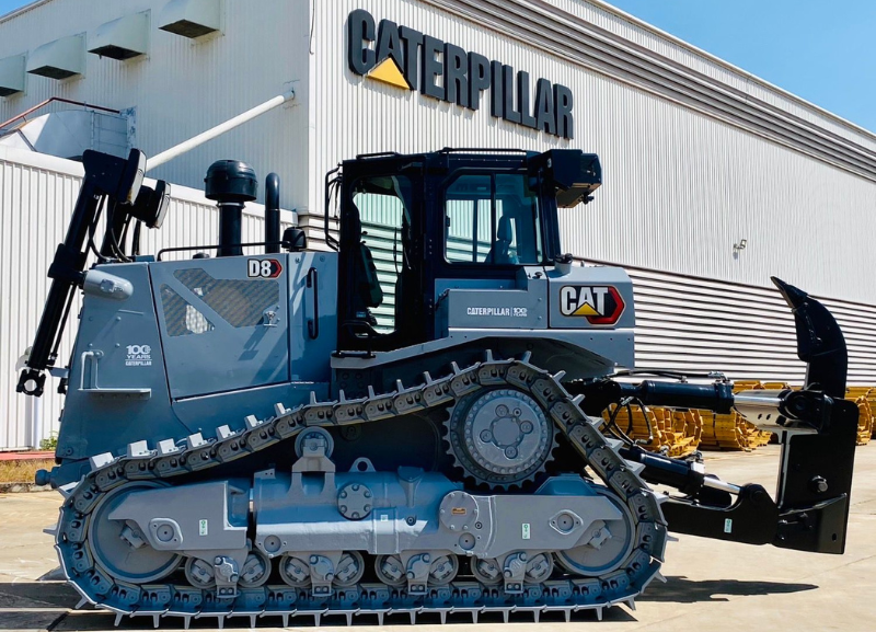 Caterpillar oferece máquinas de edição limitada para homenagear o centenário