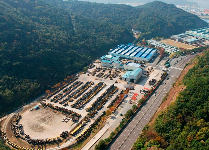 Volvo CE anuncia investimento estratégico na produção global de escavadeiras