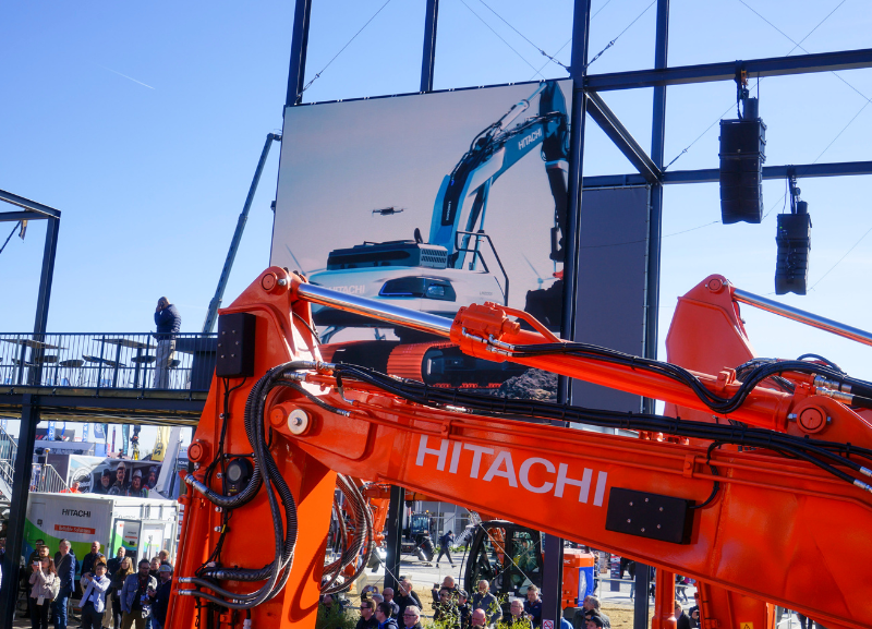 Hitachi Construction Machinery muda de nome para Landcros