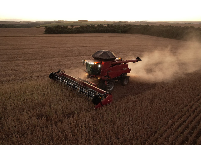 Setor de máquinas agrícolas deve crescer 3,4% em 2026