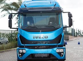 Iveco apresenta novos caminhões