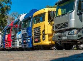 Mercado aquecido de caminhões usados ajuda transportadoras na renovação de frotas