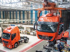 Iveco chega a 220 mil unidades produzidas no Brasil