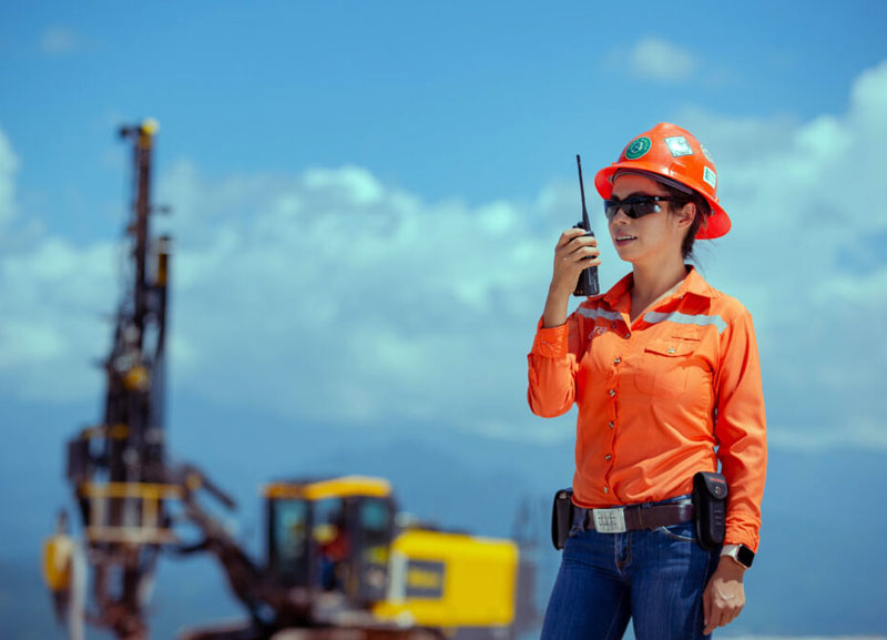 Aura Minerals inicia construção de mina de ouro no RN