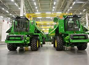 Deere e Caterpillar suspendem negócios na Rússia